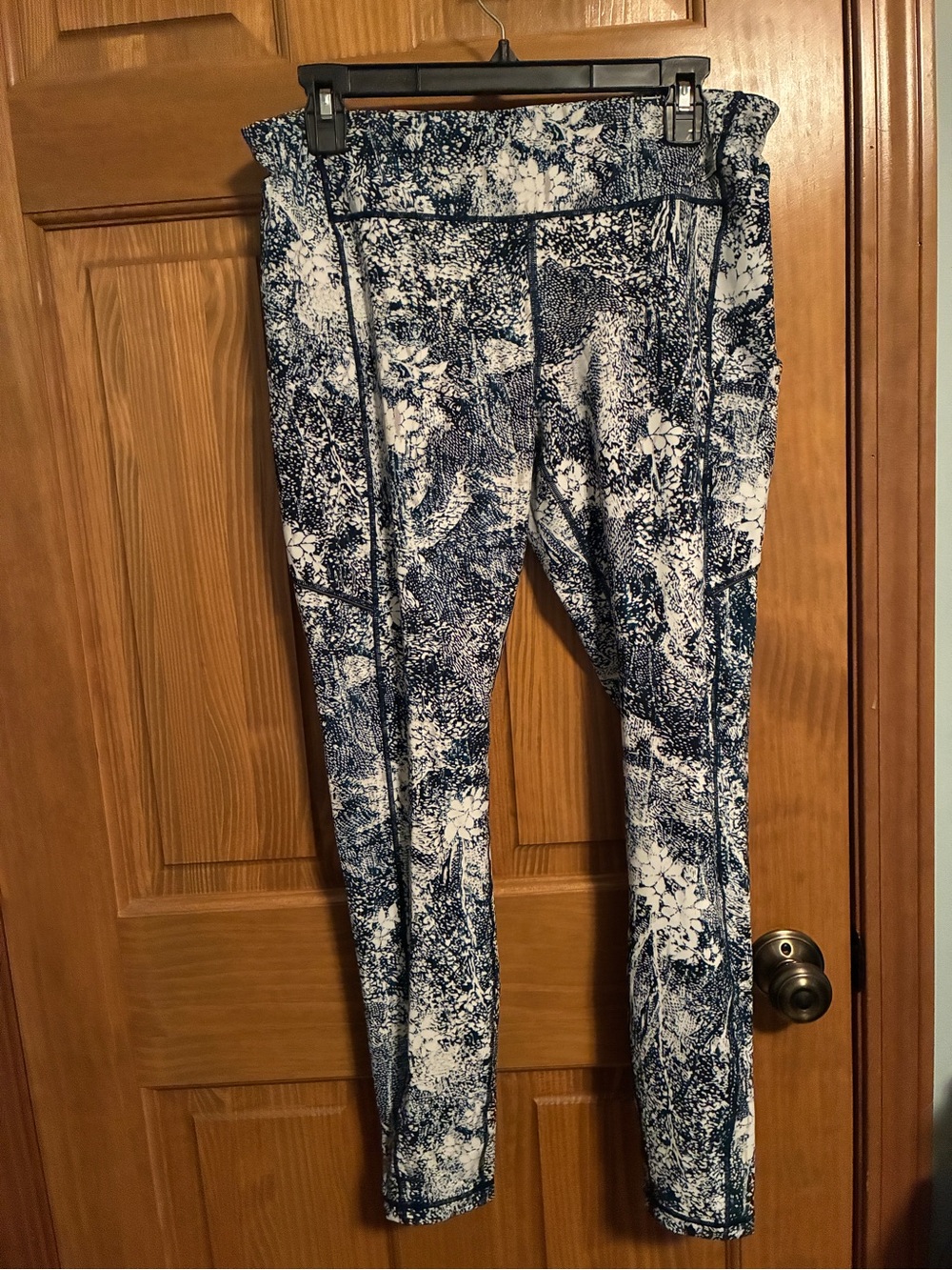 Lululemon Speed Up Leggings in Wildwood Print